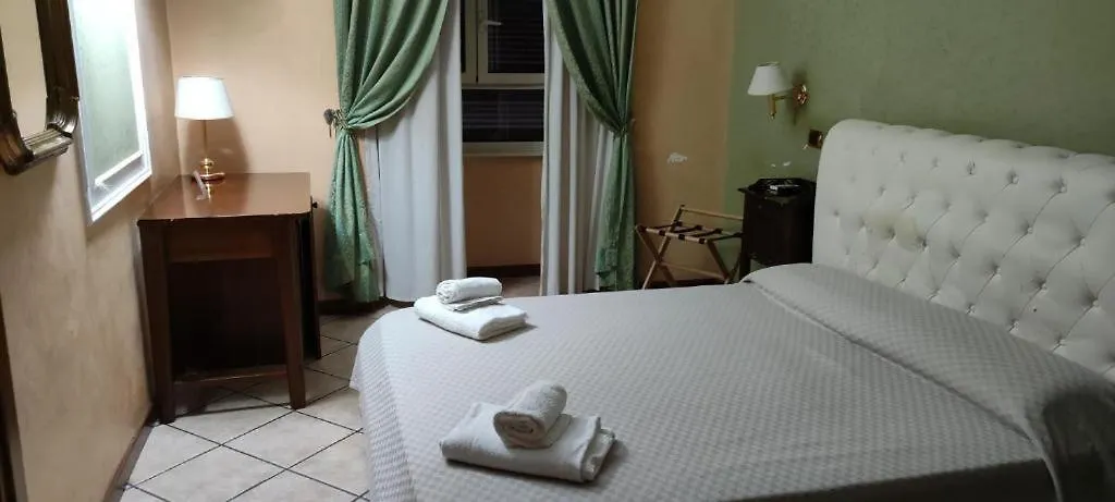 Hotel MontReal-1